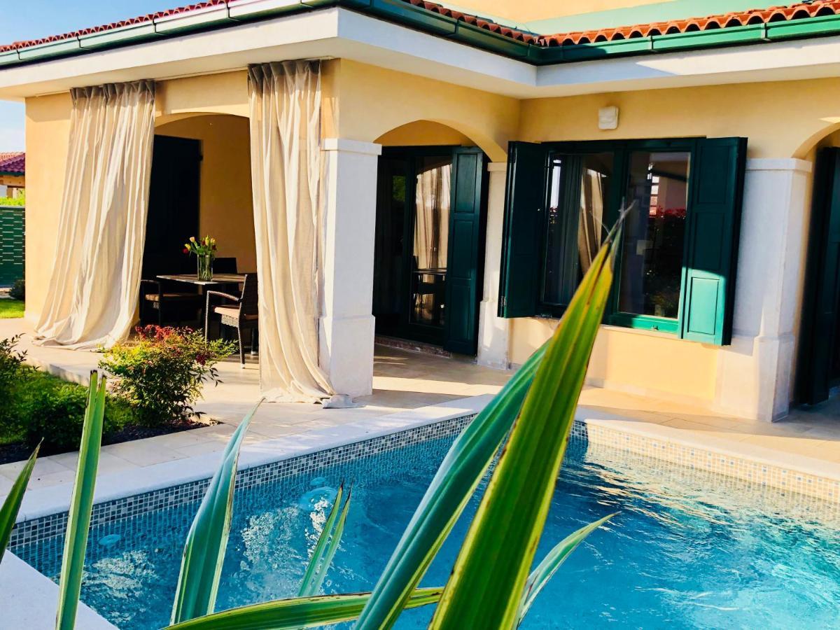 Private Villa "San Servolo House" With Sea View And Private Pool Buje Ngoại thất bức ảnh